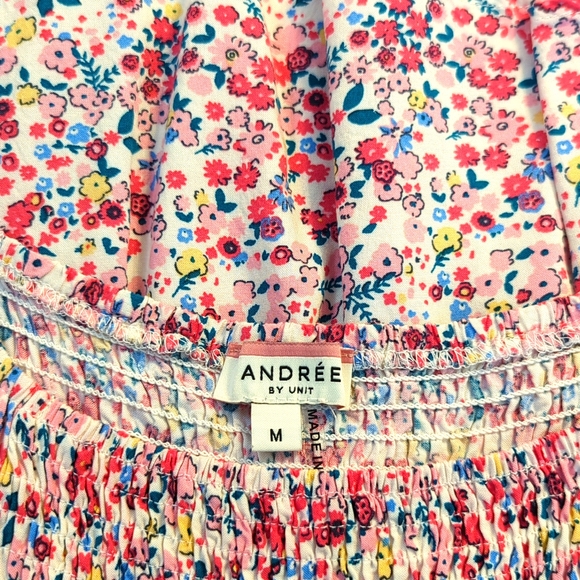 Cinched Top - Picture 3 of 4